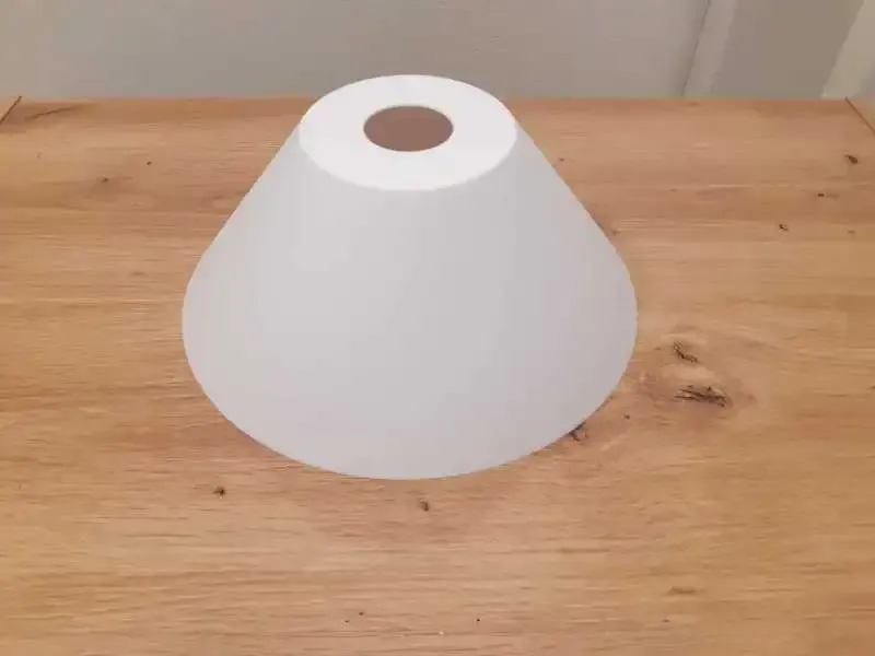 Náhradné plastové tienidlo ACTION matné biele priemer 24,5cm, pre závit E27 (4cm)