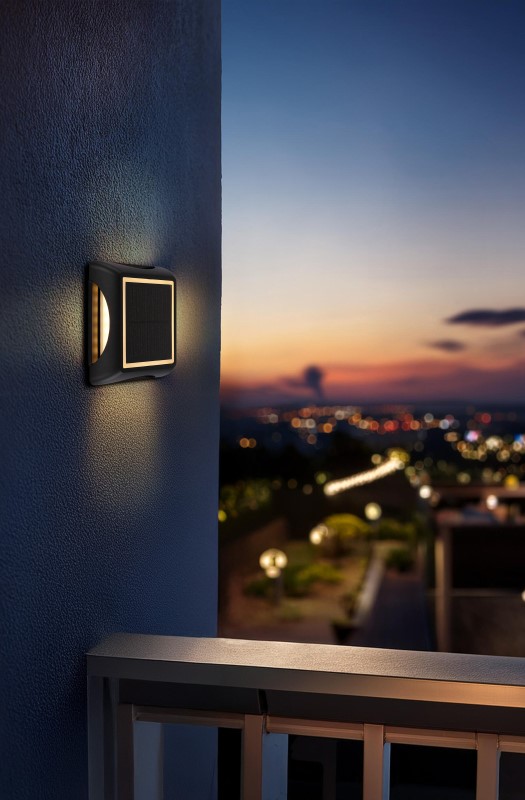 Solárne svietidlo štvorcové čierne na stenu/do zeme LED 1,2W/3,7V/3000K IP65
