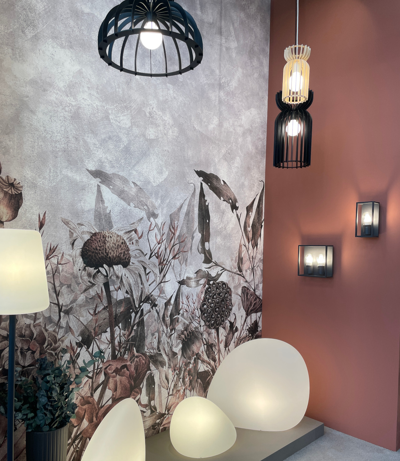 Záhradné svietidlo STONE L biele plastové 1xE27/25W, IP44, 80x65cm