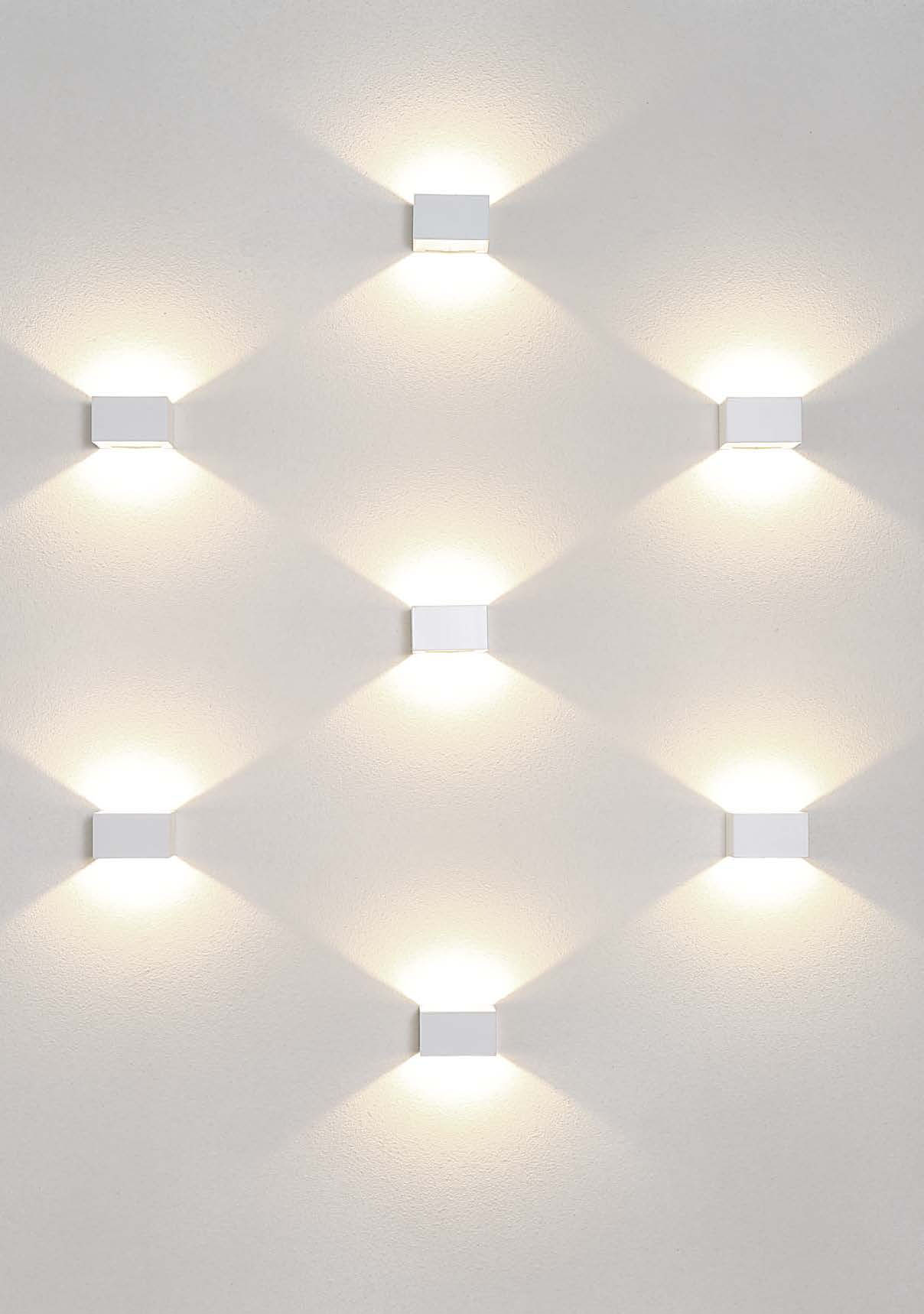 LIA LED nástenné svietidlo biele 1xLED/7W/3000K 