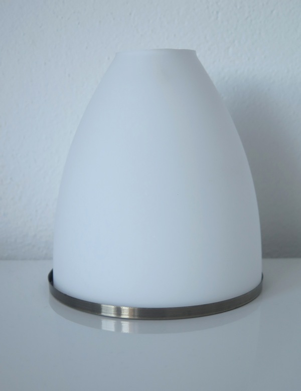 Náhradné tienidlo COMODORO pre závit E14 (35mm), priemer: 11,2cm biele s kovovu obručou antická mosadz