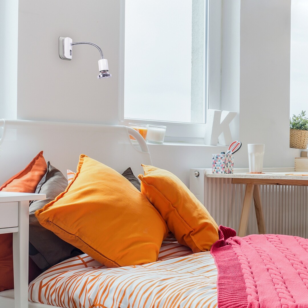 DOBRA nástenné svietidlo s vypínačom do zásuvky biele/chróm 1xLED/GU10/35W/3000K