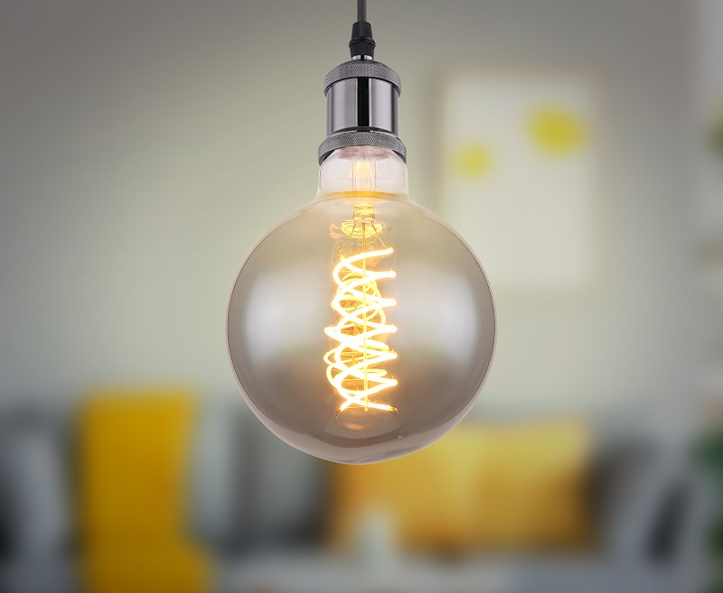 Dekoratívna LED žiarovka dymová E27/8,5W/2000K, stmievateľná, priemer: 9,5cm