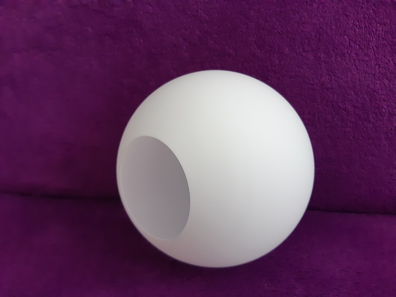 Náhradné tienidlo guľka biela matná priemer 12cm, montážny otvor: 5,5cm