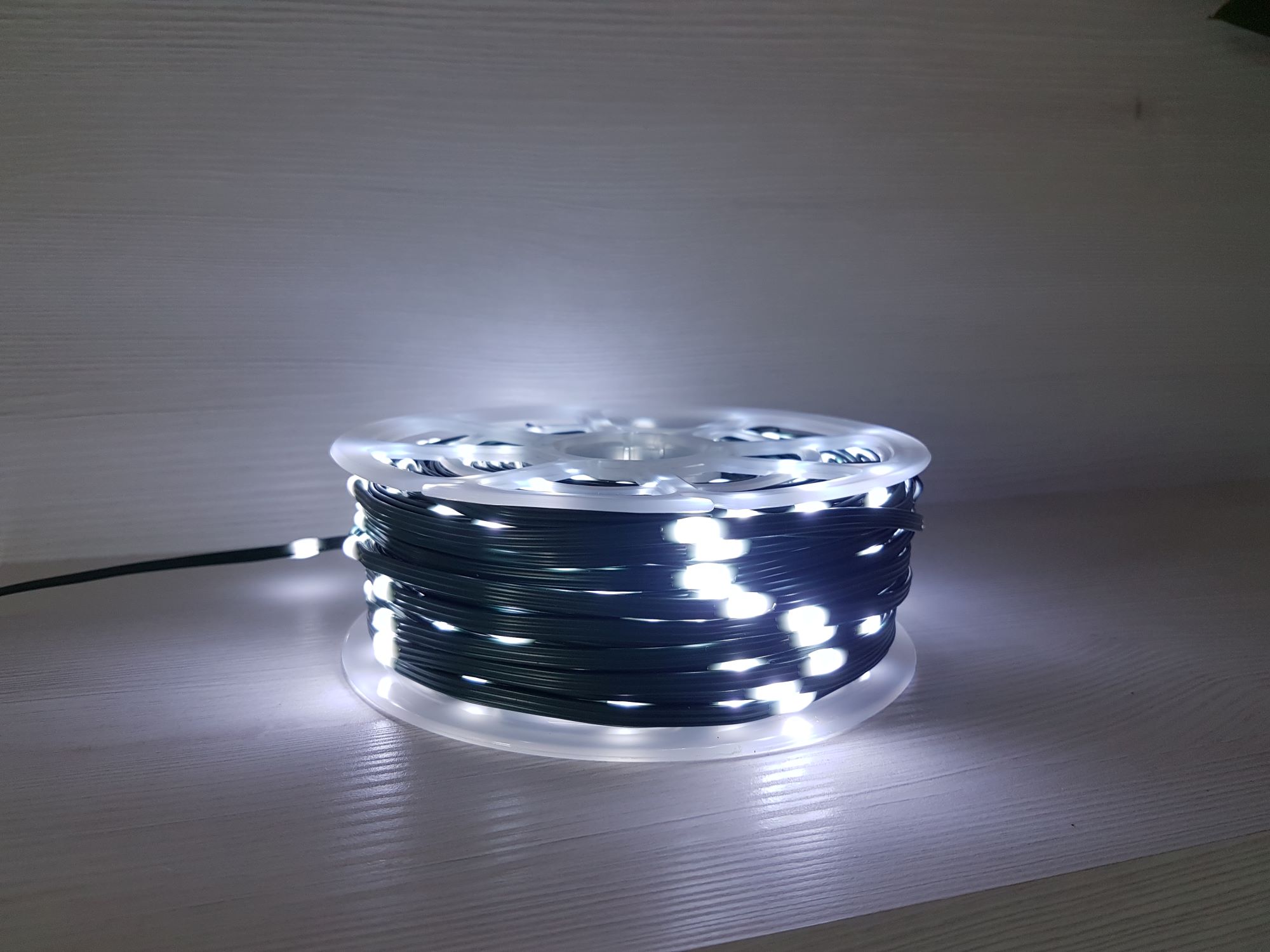 DOT LED vonkajšia reťaz 500ks bodových led diód studená biela, 50m, 8 režimov svietenia