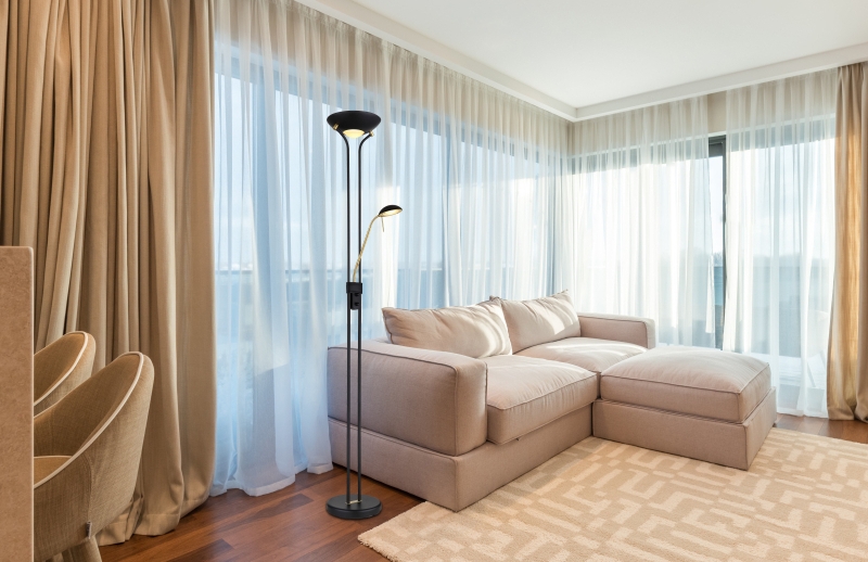 LEONAS stmievateľná stojanová lampa čierna/mosadz LED/20W+ LED/5,5W/3000K