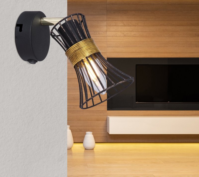 PURRA nástenné kovové svietidlo čierne s vypínačom 1xE14/40W