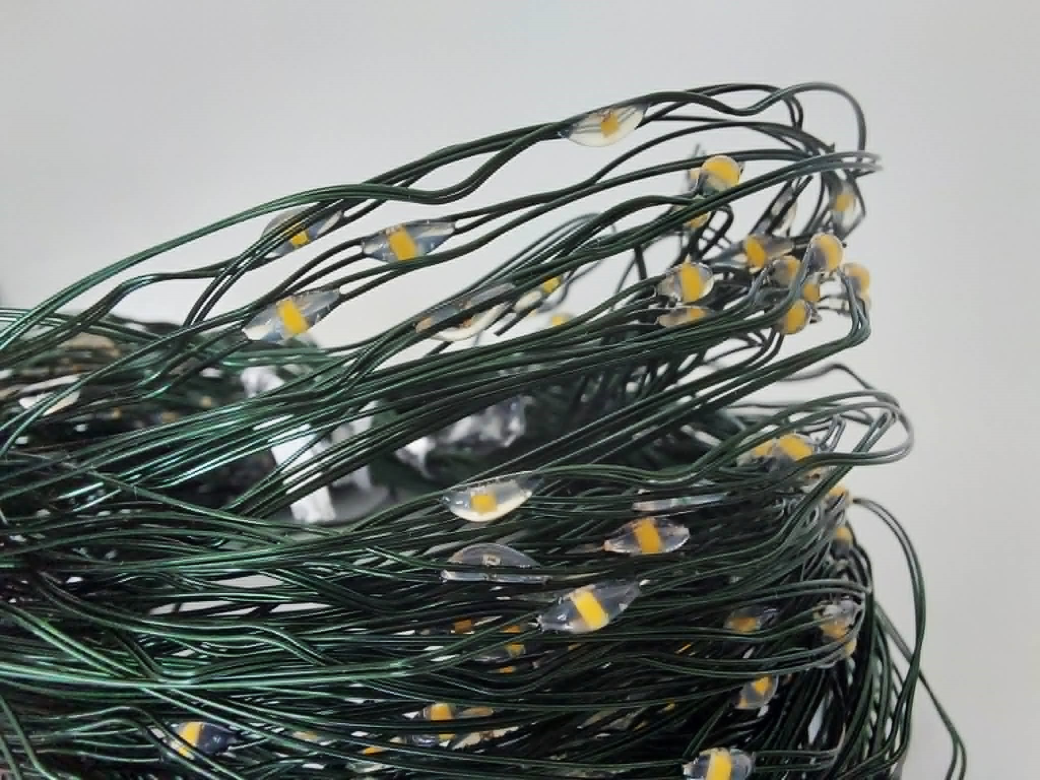 Zväzok 10 svietiacich reťazcov po 25 micro LED teplá biela s časovačom, 2,4m