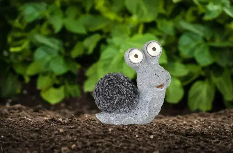 Solárne led svietidlo SIVÝ SLIMÁK 2xLED, IP44, výška: 20cm