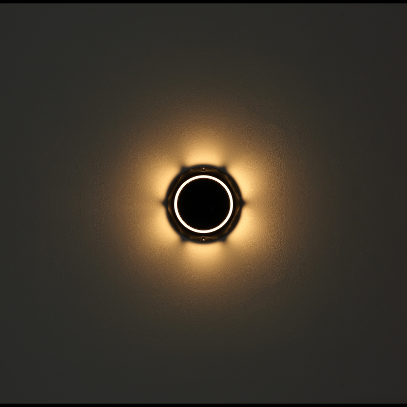 Solárne svietidlo okrúhle čierne na stenu/do zeme LED 1,2W/3,7V/3000K IP65