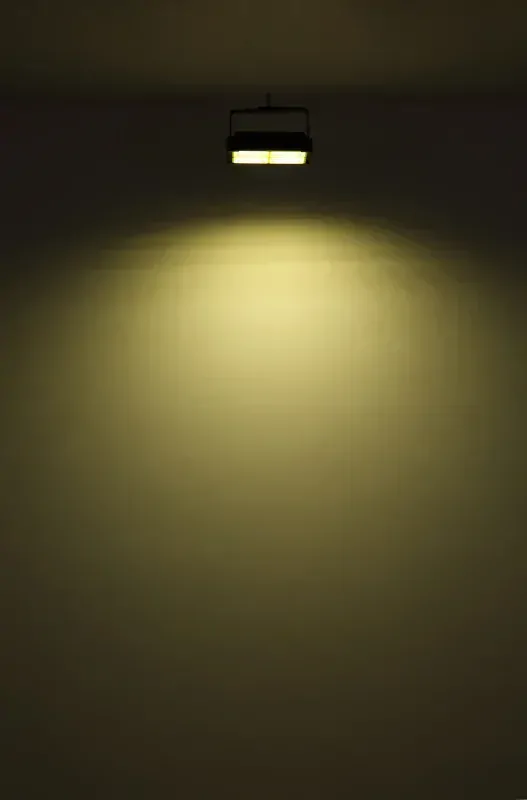Solárne led svietidlo čierne na zavesenie, na státie alebo na magnet LED 15W/3,2V/4000K IP44