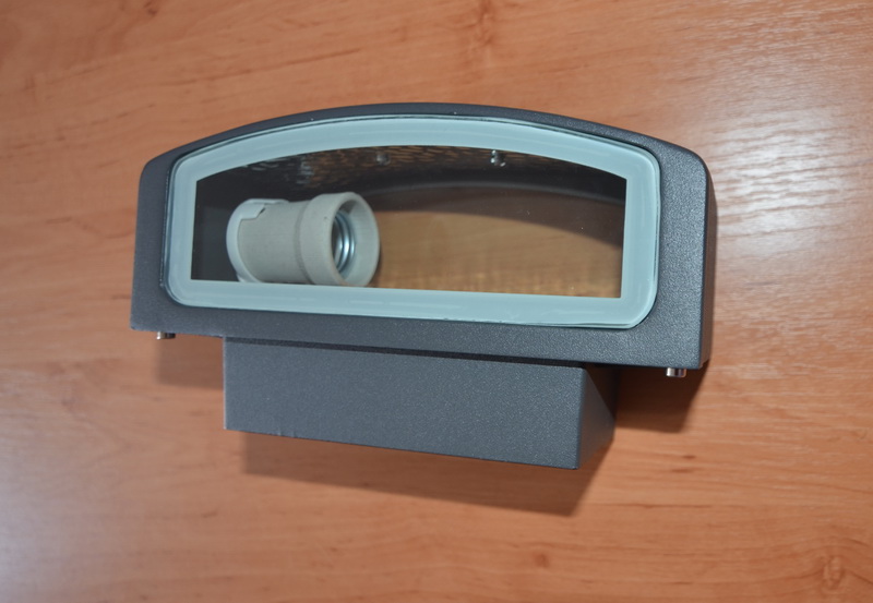 BRICK 1 nástenné svietidlo 1xE27/60W IP65